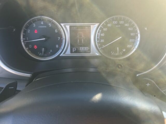 Жовтий Сузукі Вітара, об'ємом двигуна 1.6 л та пробігом 140 тис. км за 14900 $, фото 10 на Automoto.ua