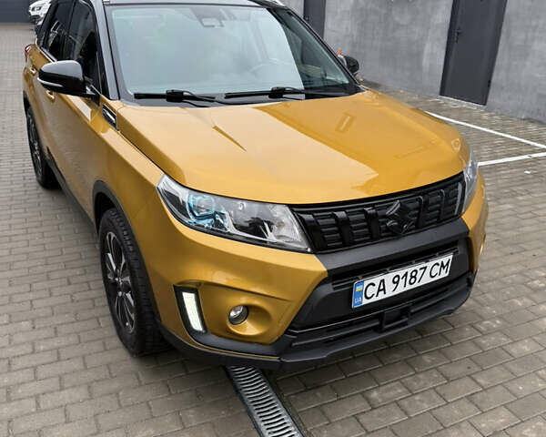 Желтый Сузуки Витара, объемом двигателя 1.4 л и пробегом 96 тыс. км за 19000 $, фото 27 на Automoto.ua