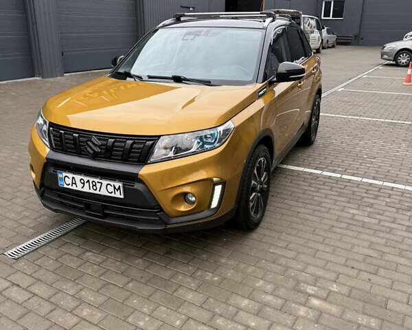 Желтый Сузуки Витара, объемом двигателя 1.4 л и пробегом 96 тыс. км за 19000 $, фото 20 на Automoto.ua