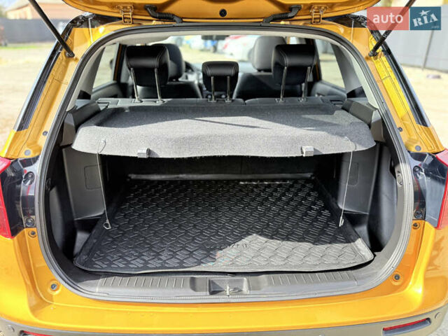 Желтый Сузуки Витара, объемом двигателя 1.37 л и пробегом 141 тыс. км за 17800 $, фото 40 на Automoto.ua