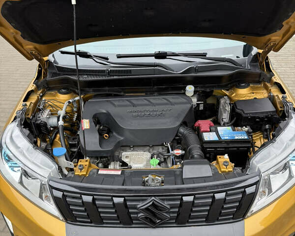 Желтый Сузуки Витара, объемом двигателя 1.4 л и пробегом 96 тыс. км за 19000 $, фото 28 на Automoto.ua