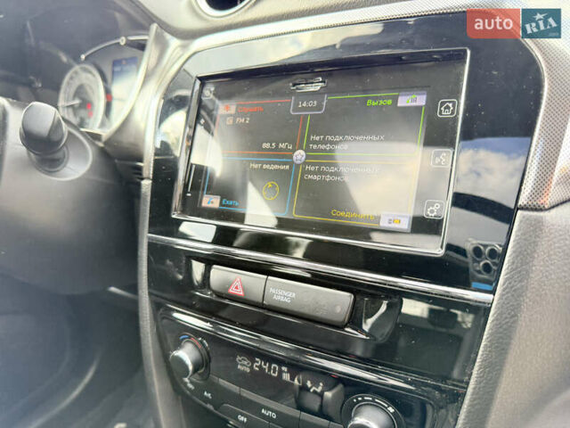 Желтый Сузуки Витара, объемом двигателя 1.37 л и пробегом 141 тыс. км за 17800 $, фото 16 на Automoto.ua