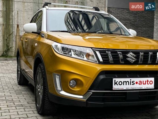Сузуки Витара 2019 в Хмельницком на Automoto.ua Желтый Сузуки Витара, объемом двигателя 1 л и пробегом 78 тыс. км за 15999 $, фото 26 на Automoto.ua