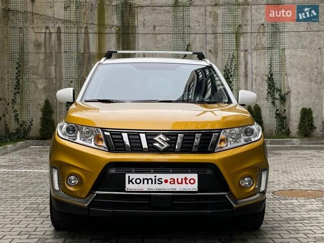 Сузуки Витара 2019 в Хмельницком на Automoto.ua Желтый Сузуки Витара, объемом двигателя 1 л и пробегом 78 тыс. км за 15999 $, фото 2 на Automoto.ua