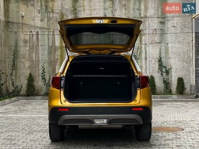 Сузуки Витара 2019 в Хмельницком на Automoto.ua Желтый Сузуки Витара, объемом двигателя 1 л и пробегом 78 тыс. км за 15999 $, фото 29 на Automoto.ua