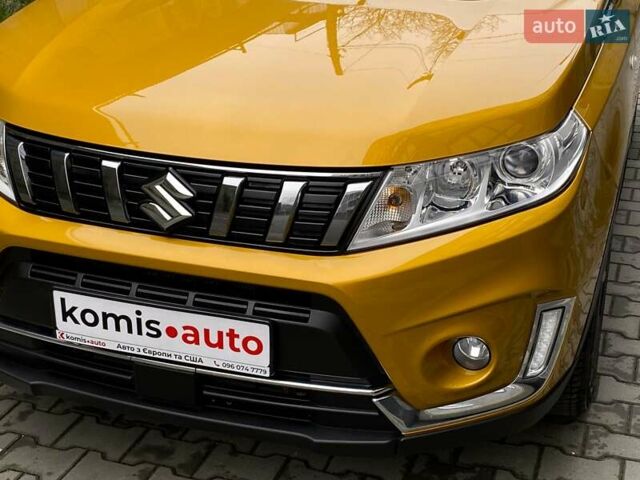 Сузуки Витара 2019 в Хмельницком на Automoto.ua Желтый Сузуки Витара, объемом двигателя 1 л и пробегом 78 тыс. км за 15999 $, фото 19 на Automoto.ua