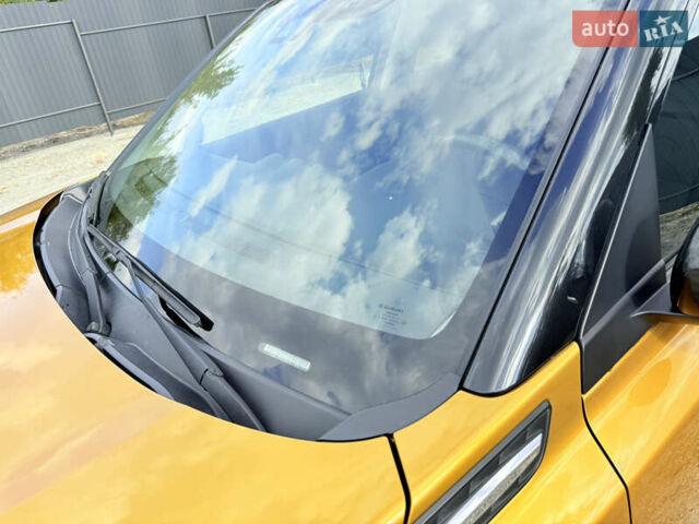 Желтый Сузуки Витара, объемом двигателя 1.37 л и пробегом 141 тыс. км за 17800 $, фото 14 на Automoto.ua