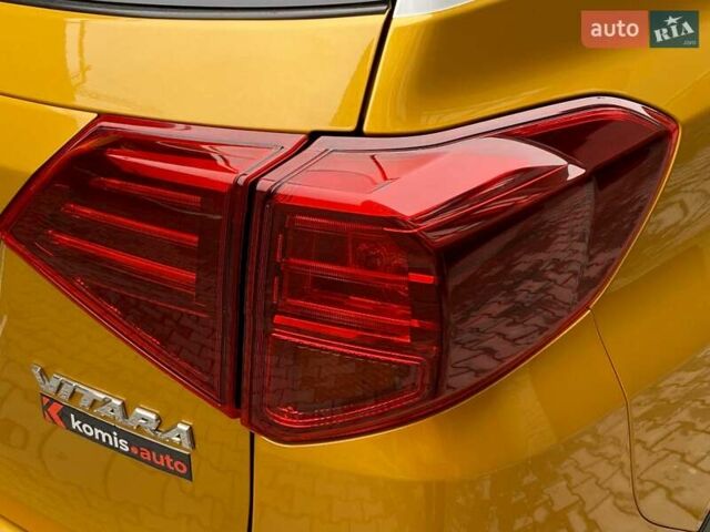 Сузуки Витара 2019 в Хмельницком на Automoto.ua Желтый Сузуки Витара, объемом двигателя 1 л и пробегом 78 тыс. км за 15999 $, фото 12 на Automoto.ua