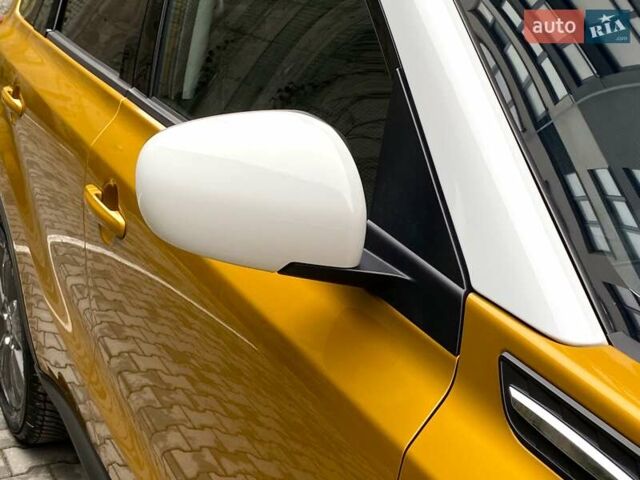 Сузуки Витара 2019 в Хмельницком на Automoto.ua Желтый Сузуки Витара, объемом двигателя 1 л и пробегом 78 тыс. км за 15999 $, фото 23 на Automoto.ua