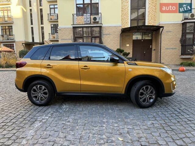 Жовтий Сузукі Вітара, об'ємом двигуна 1.59 л та пробігом 29 тис. км за 20500 $, фото 5 на Automoto.ua