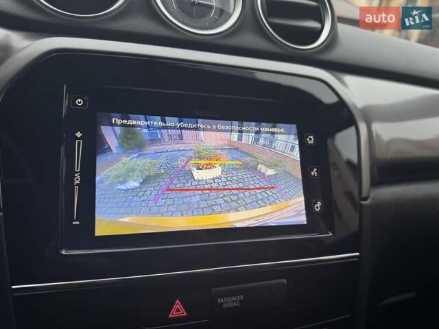 Желтый Сузуки Витара, объемом двигателя 1.59 л и пробегом 29 тыс. км за 19800 $, фото 26 на Automoto.ua