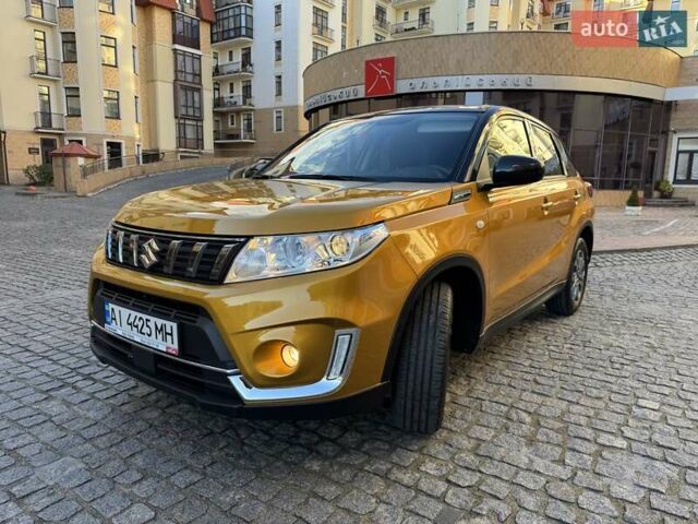 Жовтий Сузукі Вітара, об'ємом двигуна 1.59 л та пробігом 29 тис. км за 20500 $, фото 1 на Automoto.ua