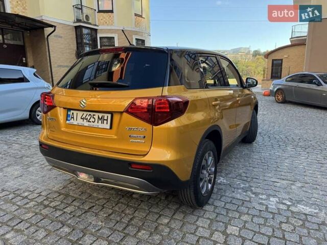 Жовтий Сузукі Вітара, об'ємом двигуна 1.59 л та пробігом 29 тис. км за 20500 $, фото 7 на Automoto.ua