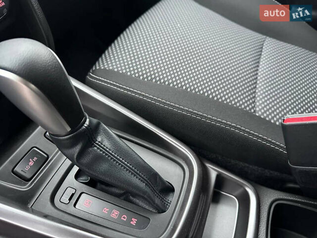 Желтый Сузуки Витара, объемом двигателя 1.37 л и пробегом 1 тыс. км за 19990 $, фото 18 на Automoto.ua