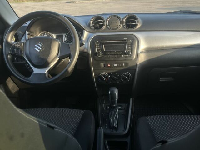 Серый Сузуки Витара, объемом двигателя 1.6 л и пробегом 200 тыс. км за 14000 $, фото 4 на Automoto.ua