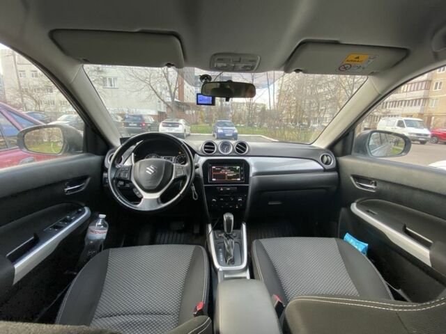 Серый Сузуки Витара, объемом двигателя 1.6 л и пробегом 174 тыс. км за 15000 $, фото 6 на Automoto.ua