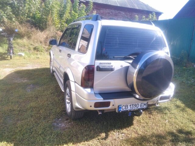 Серый Сузуки Витара, объемом двигателя 2.5 л и пробегом 270 тыс. км за 6300 $, фото 2 на Automoto.ua