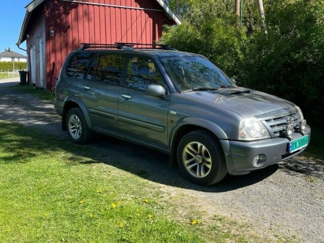 Серый Сузуки Витара, объемом двигателя 2 л и пробегом 270 тыс. км за 3300 $, фото 1 на Automoto.ua