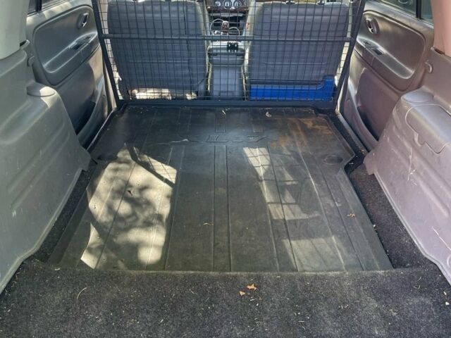 Серый Сузуки Витара, объемом двигателя 2 л и пробегом 270 тыс. км за 3300 $, фото 5 на Automoto.ua