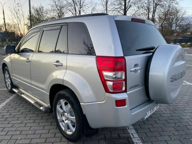 Серый Сузуки Витара, объемом двигателя 2 л и пробегом 230 тыс. км за 6350 $, фото 6 на Automoto.ua