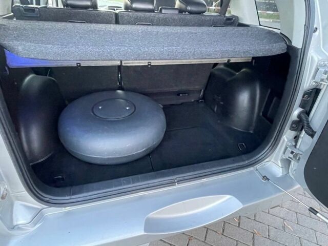 Серый Сузуки Витара, объемом двигателя 2 л и пробегом 230 тыс. км за 6350 $, фото 11 на Automoto.ua