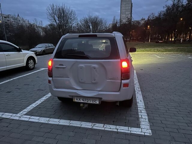 Сірий Сузукі Вітара, об'ємом двигуна 0 л та пробігом 250 тис. км за 3350 $, фото 4 на Automoto.ua