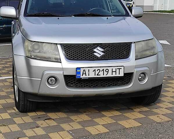 Сірий Сузукі Вітара, об'ємом двигуна 2 л та пробігом 261 тис. км за 8000 $, фото 8 на Automoto.ua