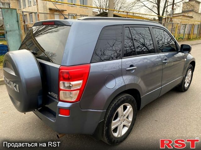 Сірий Сузукі Вітара, об'ємом двигуна 2 л та пробігом 110 тис. км за 8300 $, фото 3 на Automoto.ua