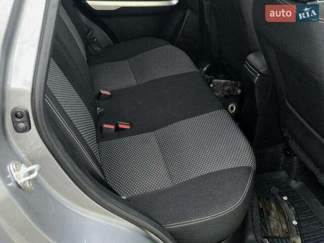 Сірий Сузукі Вітара, об'ємом двигуна 1.59 л та пробігом 111 тис. км за 8700 $, фото 20 на Automoto.ua