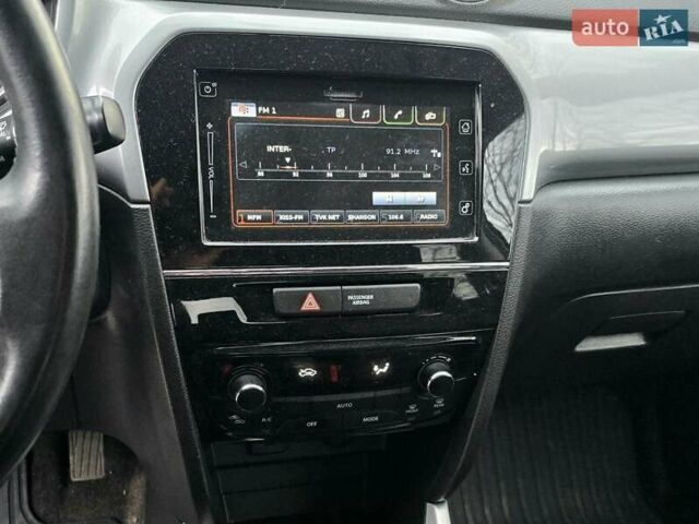 Сірий Сузукі Вітара, об'ємом двигуна 1.59 л та пробігом 111 тис. км за 8700 $, фото 15 на Automoto.ua
