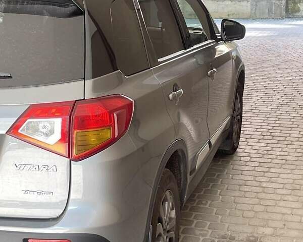 Серый Сузуки Витара, объемом двигателя 1.6 л и пробегом 172 тыс. км за 12400 $, фото 15 на Automoto.ua