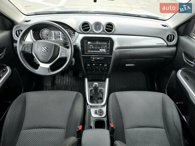 Сірий Сузукі Вітара, об'ємом двигуна 1.59 л та пробігом 111 тис. км за 8700 $, фото 22 на Automoto.ua