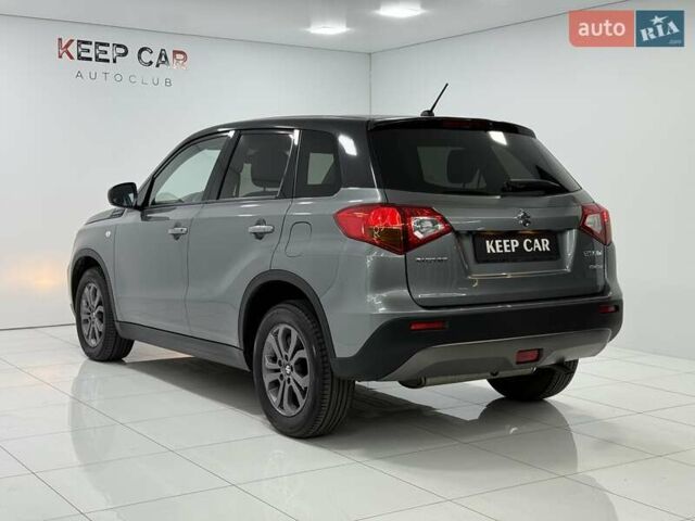 Серый Сузуки Витара, объемом двигателя 1.59 л и пробегом 112 тыс. км за 14700 $, фото 6 на Automoto.ua