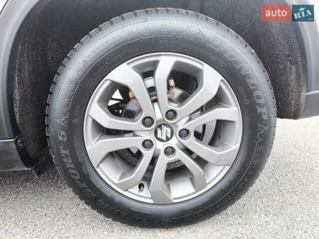 Серый Сузуки Витара, объемом двигателя 1.59 л и пробегом 130 тыс. км за 17500 $, фото 44 на Automoto.ua
