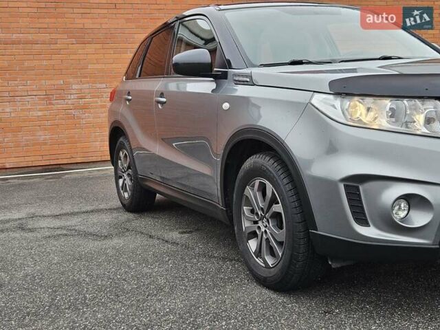 Серый Сузуки Витара, объемом двигателя 1.59 л и пробегом 126 тыс. км за 14999 $, фото 11 на Automoto.ua