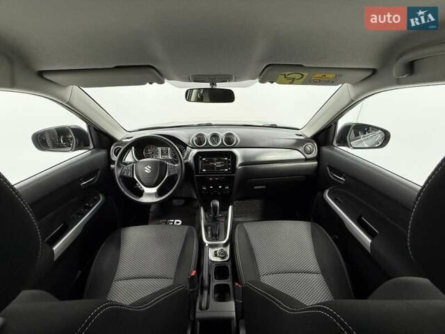 Серый Сузуки Витара, объемом двигателя 1.59 л и пробегом 112 тыс. км за 14700 $, фото 19 на Automoto.ua