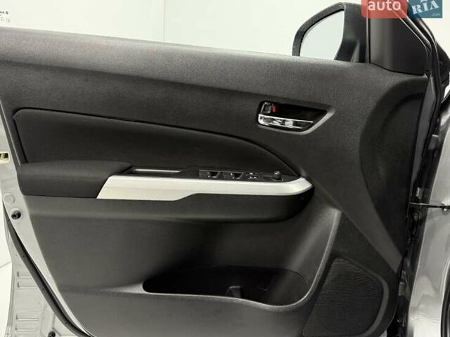 Серый Сузуки Витара, объемом двигателя 1.59 л и пробегом 112 тыс. км за 14700 $, фото 20 на Automoto.ua