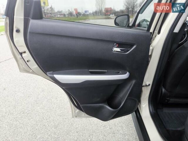 Серый Сузуки Витара, объемом двигателя 1.59 л и пробегом 130 тыс. км за 17500 $, фото 26 на Automoto.ua