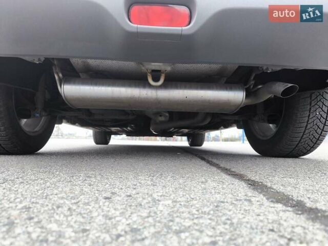 Серый Сузуки Витара, объемом двигателя 1.59 л и пробегом 130 тыс. км за 17500 $, фото 22 на Automoto.ua