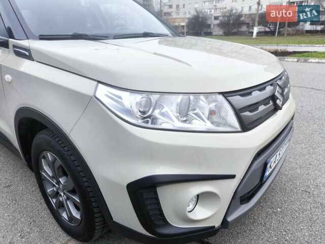 Серый Сузуки Витара, объемом двигателя 1.59 л и пробегом 130 тыс. км за 17500 $, фото 18 на Automoto.ua