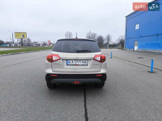 Серый Сузуки Витара, объемом двигателя 1.59 л и пробегом 130 тыс. км за 17500 $, фото 6 на Automoto.ua