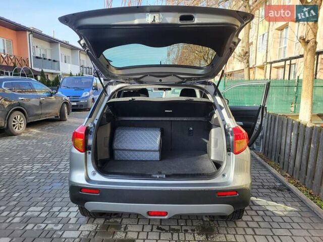 Сірий Сузукі Вітара, об'ємом двигуна 1.59 л та пробігом 103 тис. км за 13500 $, фото 2 на Automoto.ua