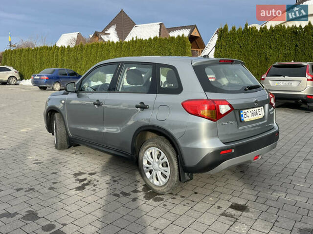 Серый Сузуки Витара, объемом двигателя 1.59 л и пробегом 86 тыс. км за 15400 $, фото 4 на Automoto.ua