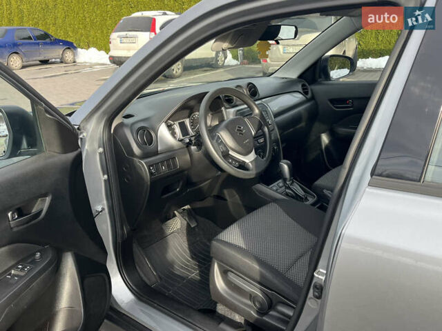 Серый Сузуки Витара, объемом двигателя 1.59 л и пробегом 86 тыс. км за 15400 $, фото 13 на Automoto.ua