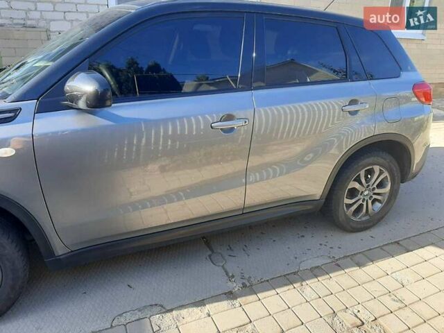Серый Сузуки Витара, объемом двигателя 1.6 л и пробегом 124 тыс. км за 13000 $, фото 7 на Automoto.ua