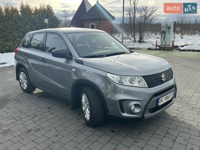 Серый Сузуки Витара, объемом двигателя 1.59 л и пробегом 86 тыс. км за 15400 $, фото 9 на Automoto.ua