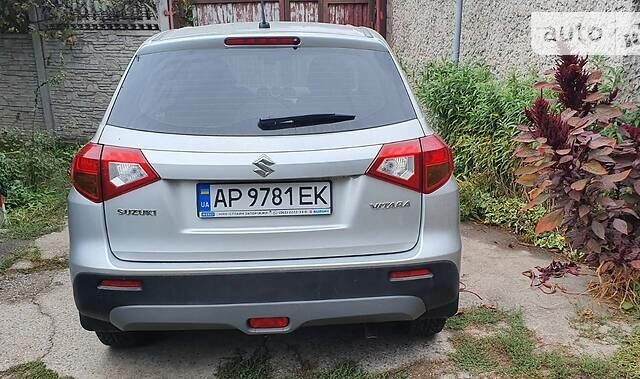 Серый Сузуки Витара, объемом двигателя 1.6 л и пробегом 70 тыс. км за 15000 $, фото 10 на Automoto.ua