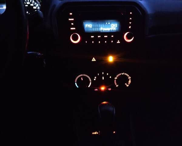 Серый Сузуки Витара, объемом двигателя 1.59 л и пробегом 147 тыс. км за 14444 $, фото 52 на Automoto.ua