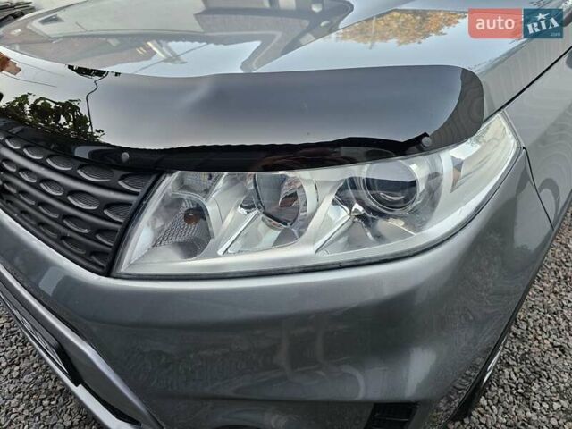 Серый Сузуки Витара, объемом двигателя 1.59 л и пробегом 147 тыс. км за 14444 $, фото 7 на Automoto.ua