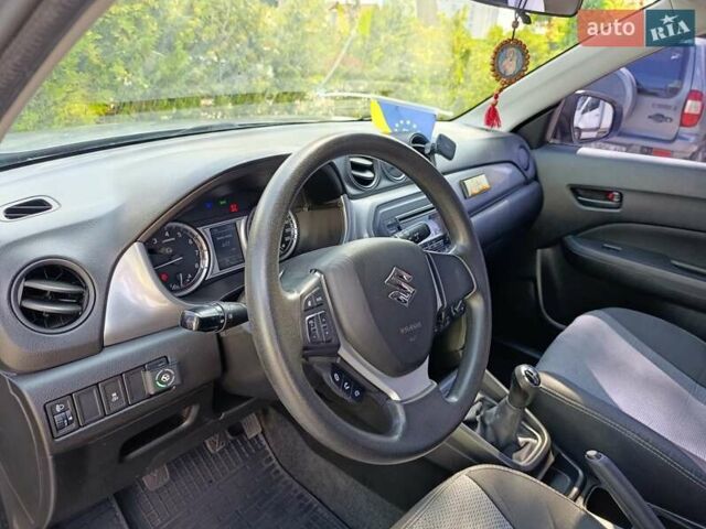 Серый Сузуки Витара, объемом двигателя 1.59 л и пробегом 76 тыс. км за 16950 $, фото 57 на Automoto.ua